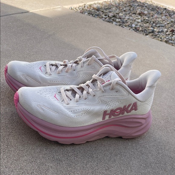 🩷 Hoka Clifton 10 - Women’s 8 - Picture 6 of 8